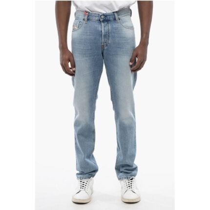 Diesel Mid Waist Slim Fit 1995 D-SARK Jeans 17cm L32